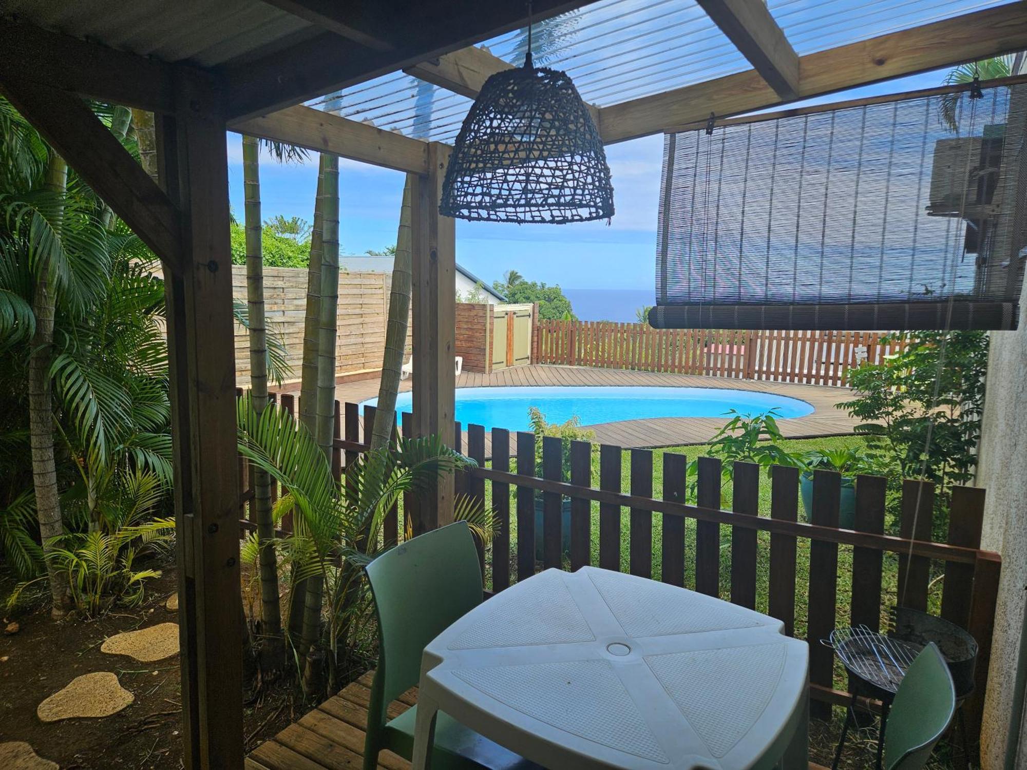 L'Ile En Ylang Apartment แซ็งต์-เลอ ภายนอก รูปภาพ