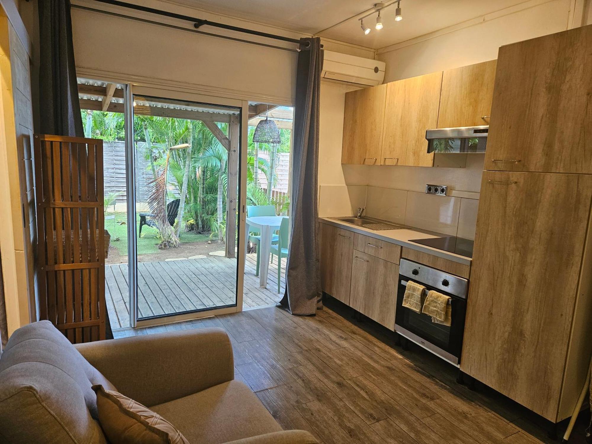 L'Ile En Ylang Apartment แซ็งต์-เลอ ภายนอก รูปภาพ