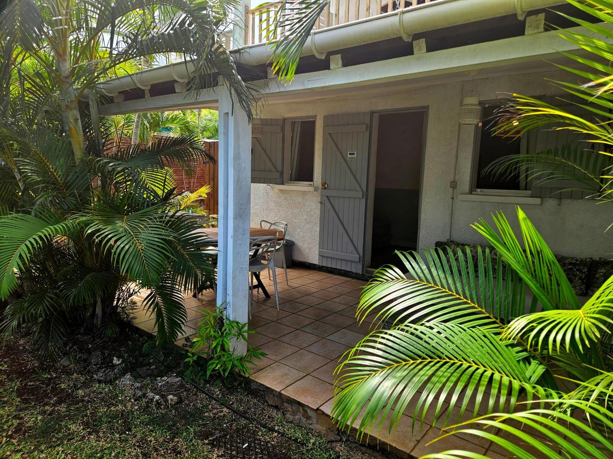 L'Ile En Ylang Apartment แซ็งต์-เลอ ภายนอก รูปภาพ