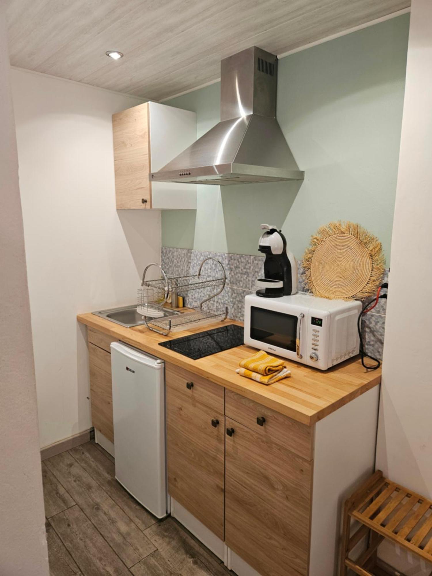 L'Ile En Ylang Apartment แซ็งต์-เลอ ภายนอก รูปภาพ